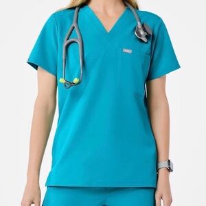 Figs Catarina Teal One-Pocket Scrub Top